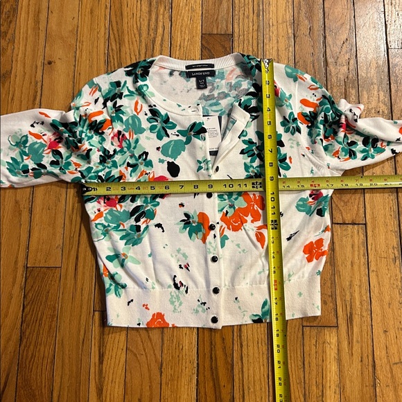 NWT Lands End Green Floral Cardigan - Women’s Size Small - Picture 7 of 7